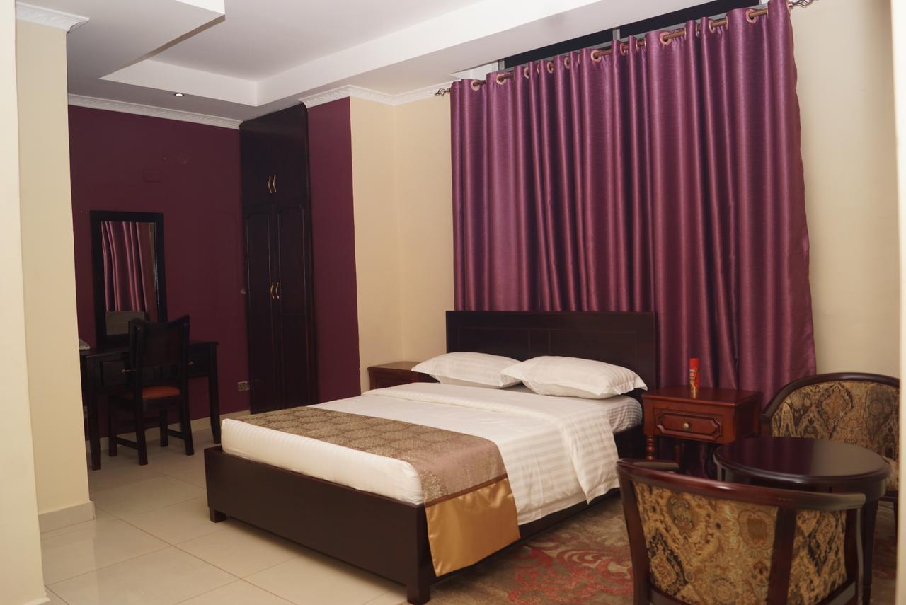 Diamonds Hotel Kampala Exterior photo