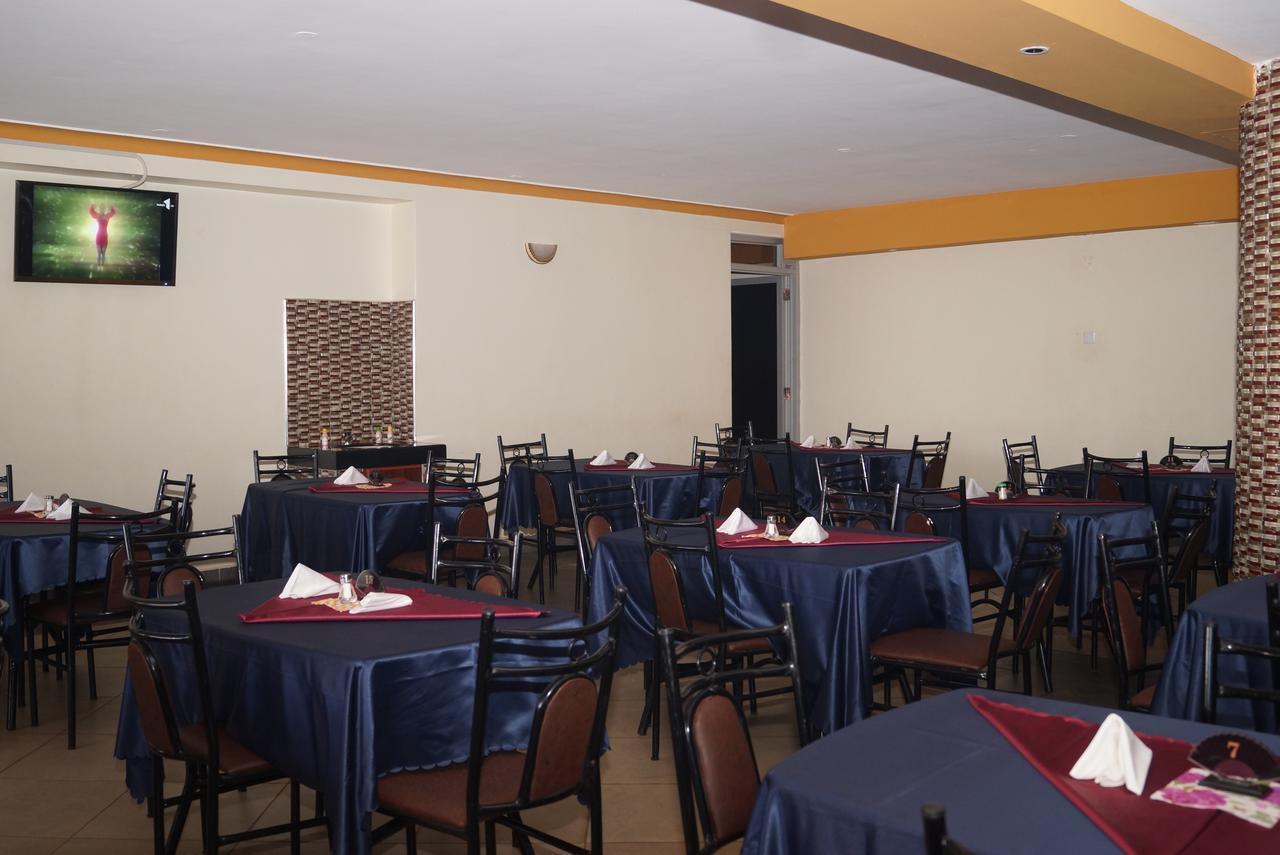 Diamonds Hotel Kampala Exterior photo