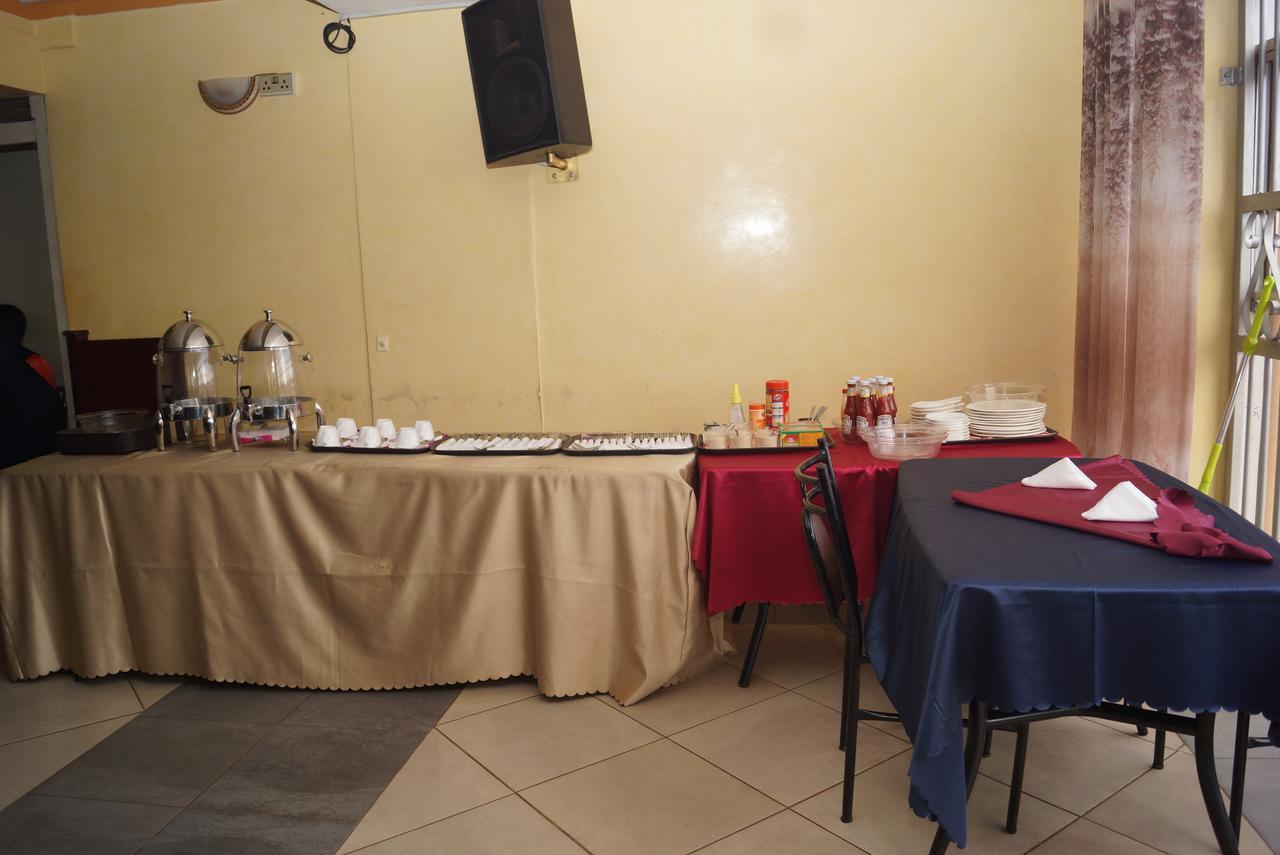 Diamonds Hotel Kampala Exterior photo