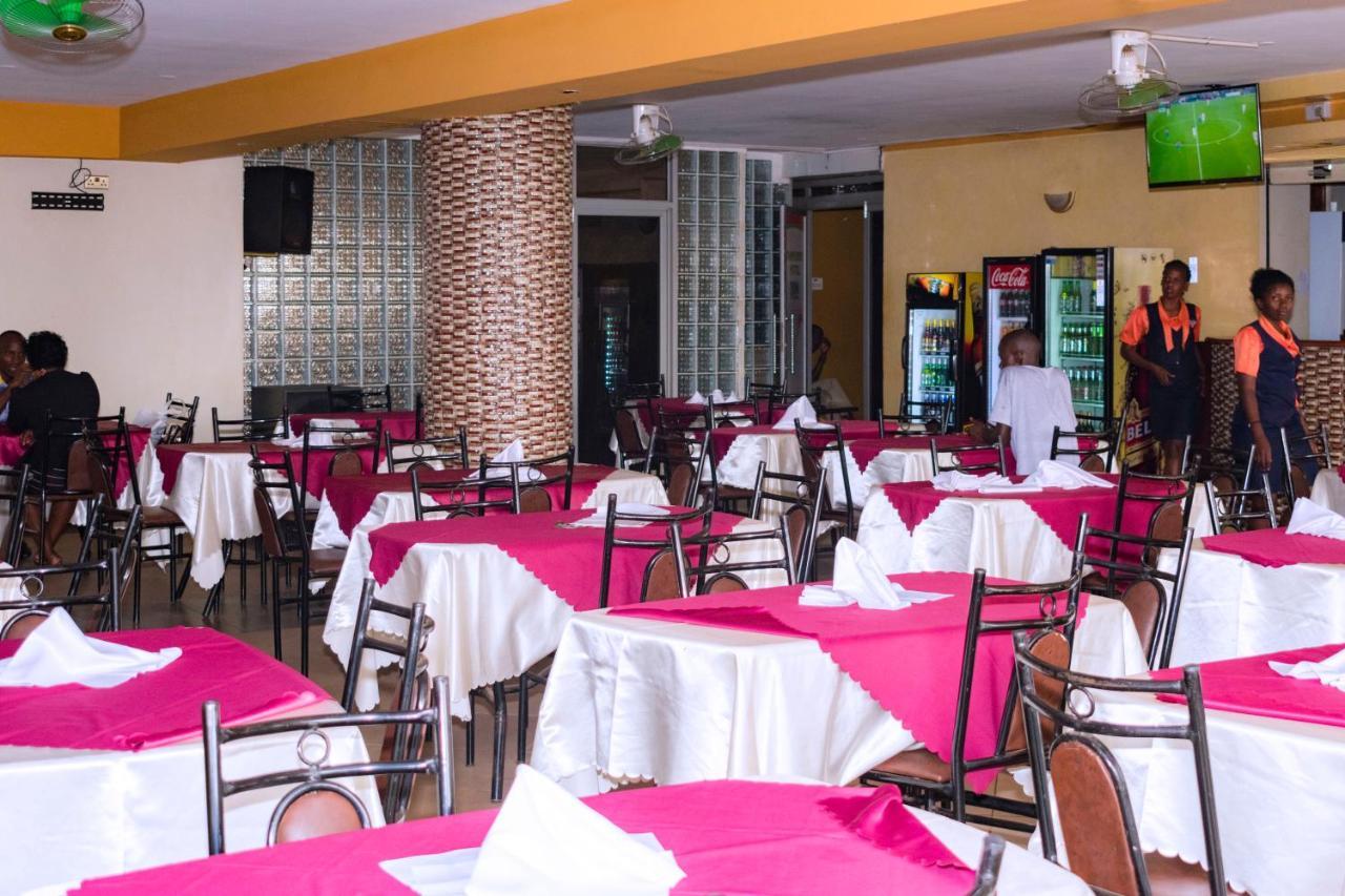 Diamonds Hotel Kampala Exterior photo